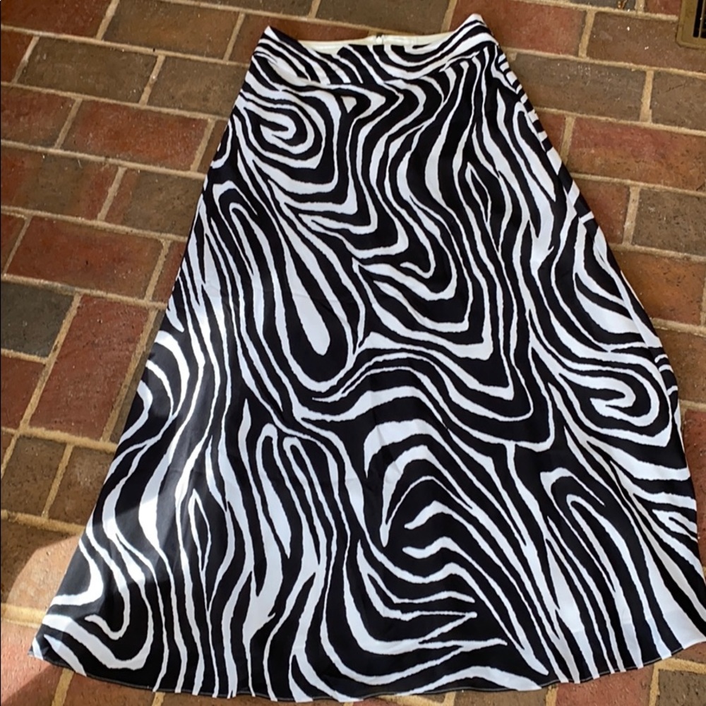 Black and white Size 4 black/white Maxi Skirt
